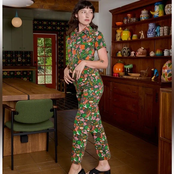 Big Bud Press Short Sleeve Jumpsuit Kitchen Collection - Picture 11 of 11